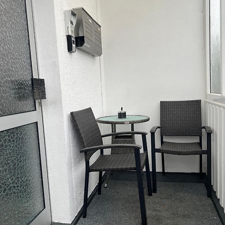Moderne Helle 2,5 Zimmer Wohnung Mit Grossem Bad Und Kueche In Trossingen Ngoại thất bức ảnh