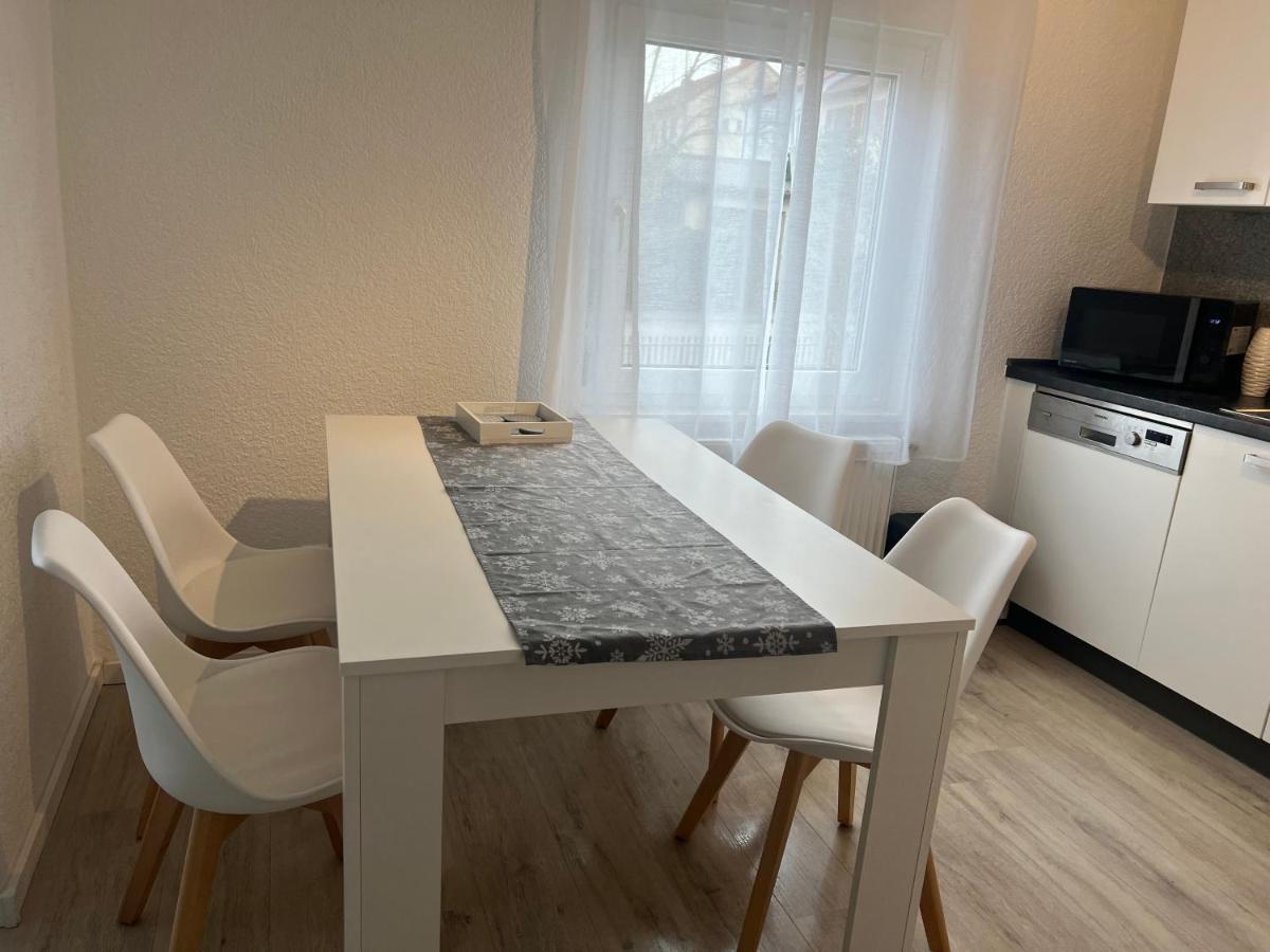 Moderne Helle 2,5 Zimmer Wohnung Mit Grossem Bad Und Kueche In Trossingen Ngoại thất bức ảnh