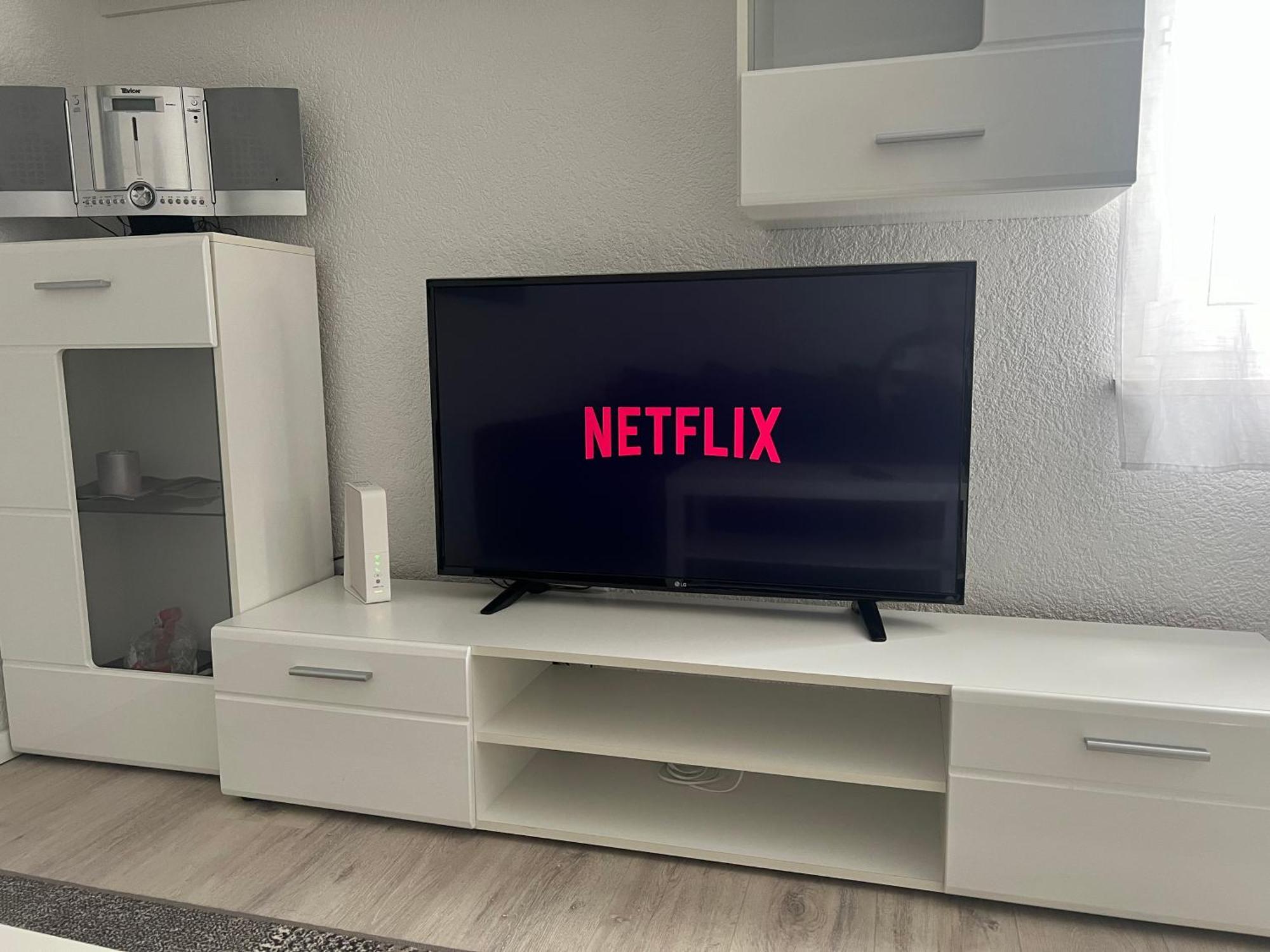 Moderne Helle 2,5 Zimmer Wohnung Mit Grossem Bad Und Kueche In Trossingen Ngoại thất bức ảnh