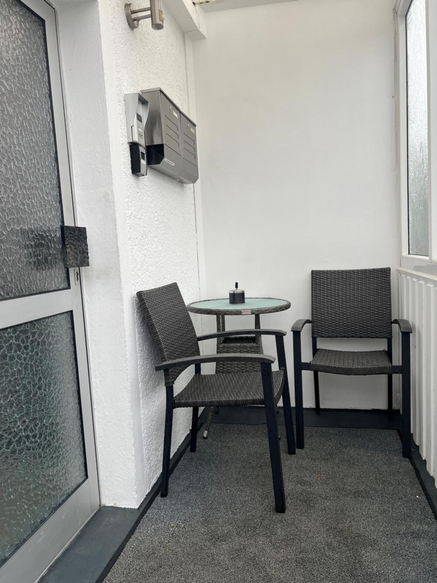 Moderne Helle 2,5 Zimmer Wohnung Mit Grossem Bad Und Kueche In Trossingen Ngoại thất bức ảnh