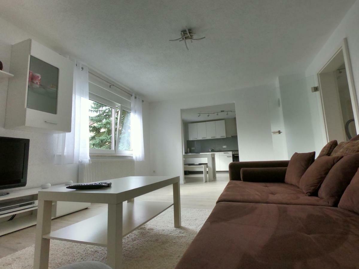Moderne Helle 2,5 Zimmer Wohnung Mit Grossem Bad Und Kueche In Trossingen Ngoại thất bức ảnh