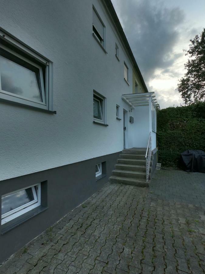 Moderne Helle 2,5 Zimmer Wohnung Mit Grossem Bad Und Kueche In Trossingen Ngoại thất bức ảnh